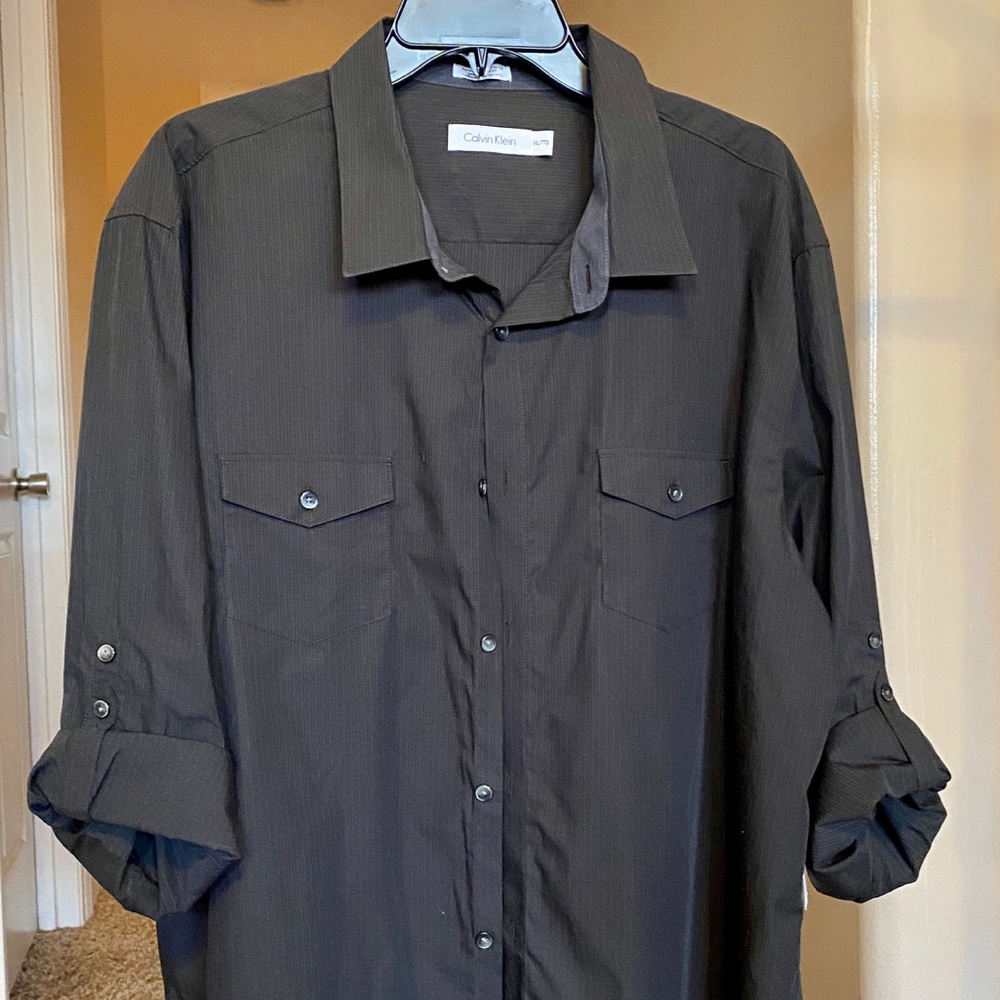 Calvin Klein Men’s black dress shirt